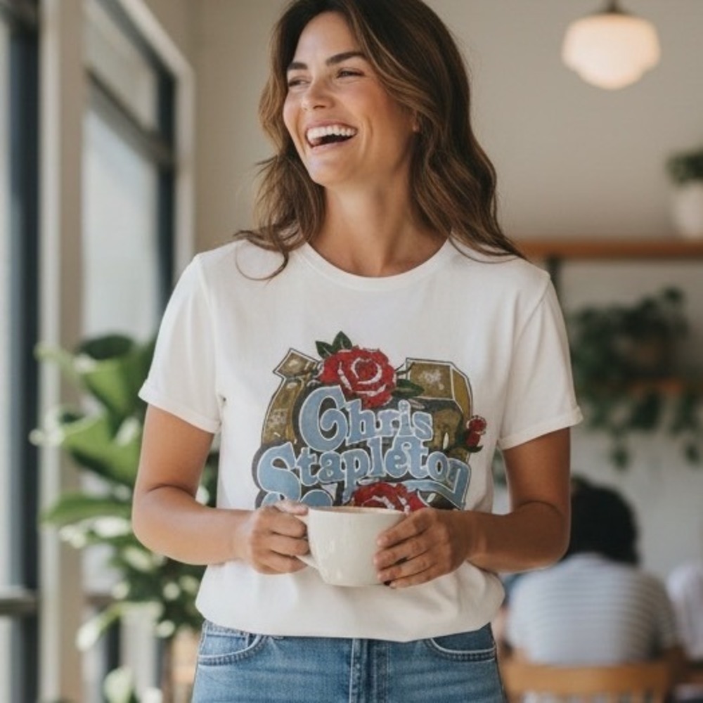 DAYDREAMER Chris Stapleton Graphic TShirt White Roses Vintage Inspired Concert M